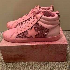 Women’s Brand New Vintage Havana  Alexis High top Sneaker Size 11 Hot pink
